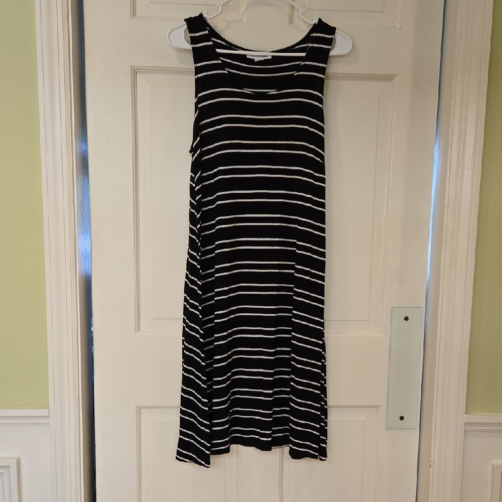 Motherhood Black and White Sleeveless Midi Sundress